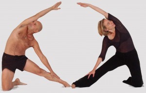 fiche posturale détaillée Parighasana centre yoga amrita cours collectifs individuels paris bastille gare de lyon